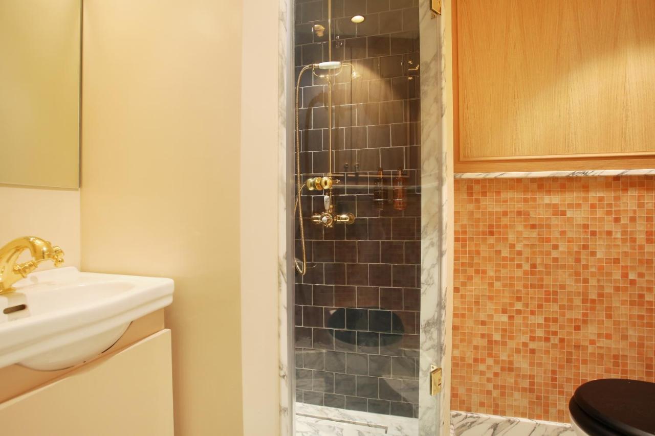 Pick A Flat'S - A Bedroom In Le Marais 파리 외부 사진